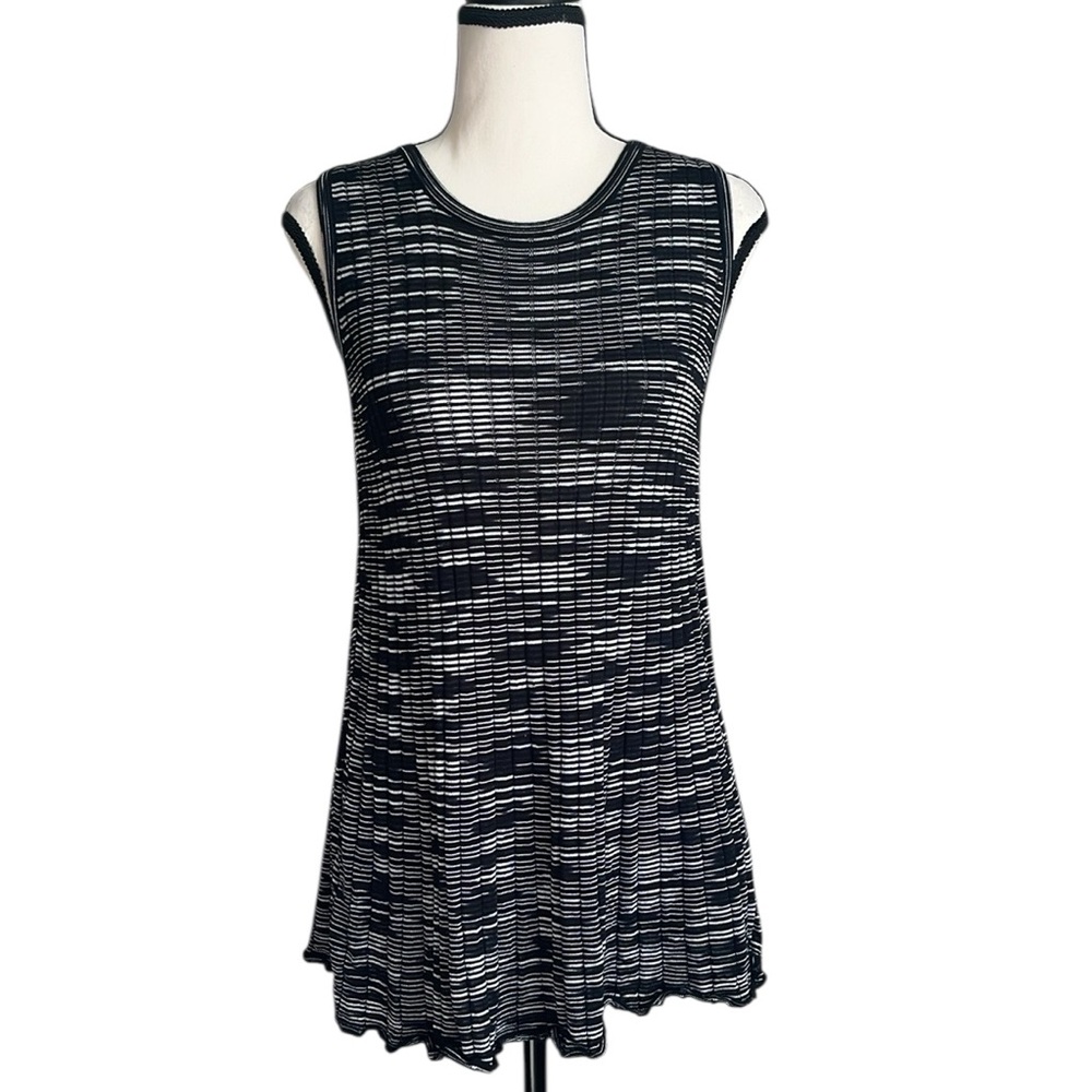 M by Missoni Black & Off White Ribbed Knit Tank Top Size 40 Medium Sleeveless